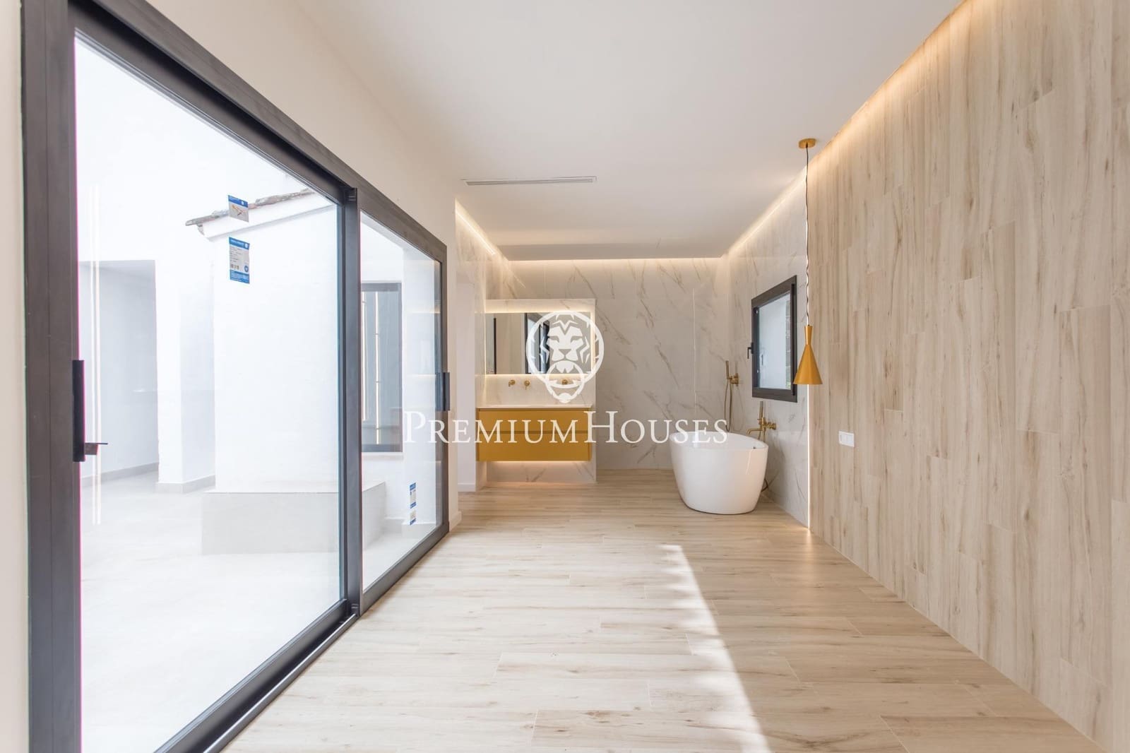 8 soverom Villa til salgs i Sant Andreu de Llavaneres med svømmebasseng garasje - € 2 475 000 (Ref: 9446330)