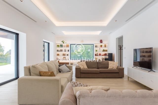 8 soverom Villa til salgs i Sant Andreu de Llavaneres med svømmebasseng garasje - € 2 475 000 (Ref: 9446330)