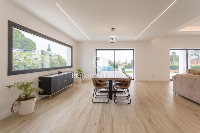 8 soverom Villa til salgs i Sant Andreu de Llavaneres med svømmebasseng garasje - € 2 475 000 (Ref: 9446330)
