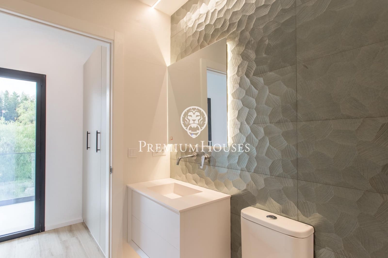 8 soverom Villa til salgs i Sant Andreu de Llavaneres med svømmebasseng garasje - € 2 475 000 (Ref: 9446330)