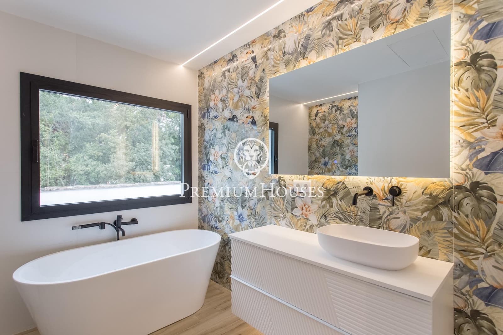 8 soverom Villa til salgs i Sant Andreu de Llavaneres med svømmebasseng garasje - € 2 475 000 (Ref: 9446330)