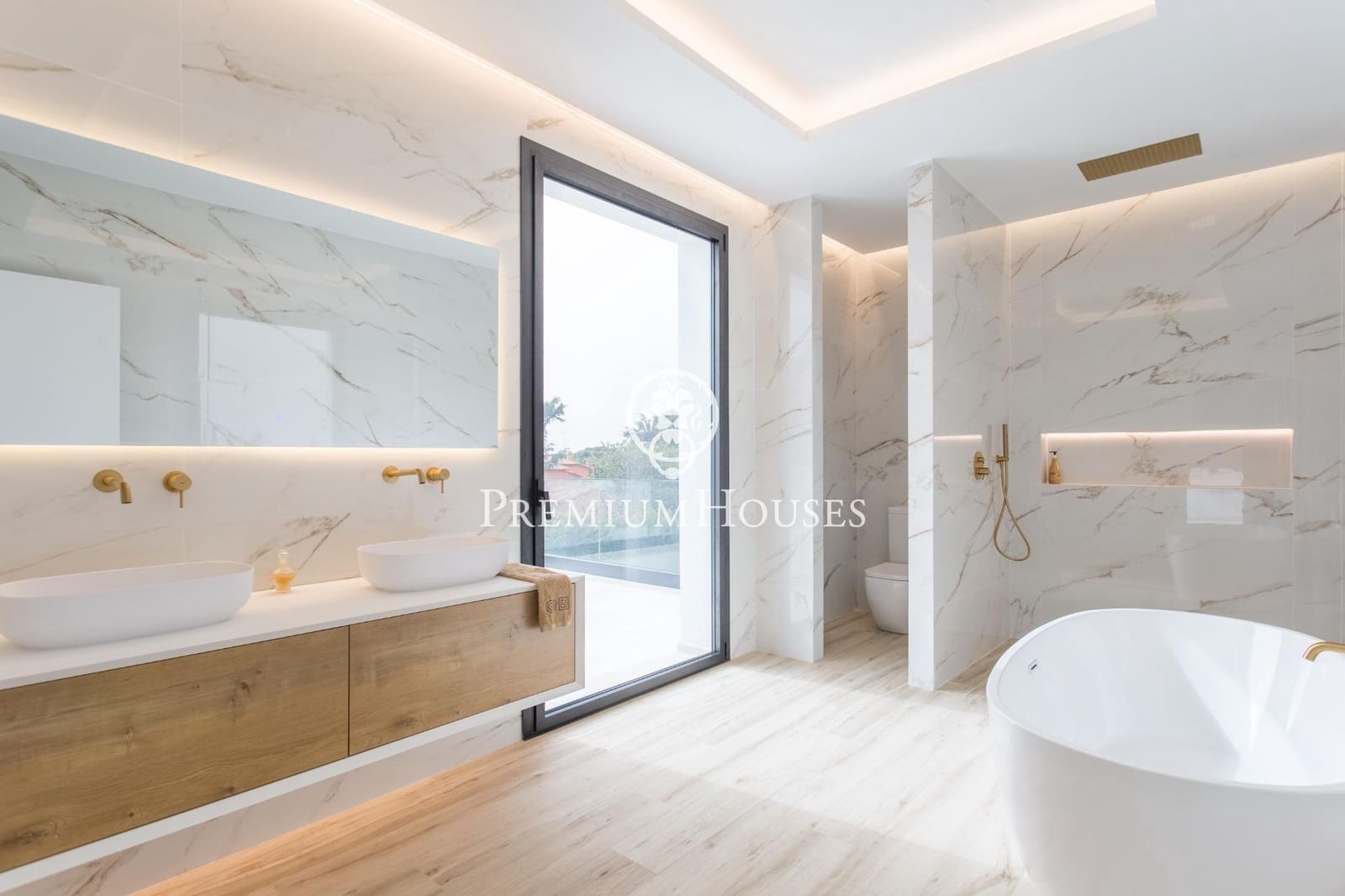 8 soverom Villa til salgs i Sant Andreu de Llavaneres med svømmebasseng garasje - € 2 475 000 (Ref: 9446330)