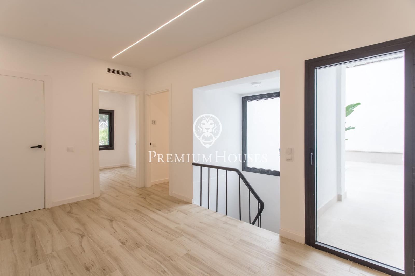 8 soverom Villa til salgs i Sant Andreu de Llavaneres med svømmebasseng garasje - € 2 475 000 (Ref: 9446330)