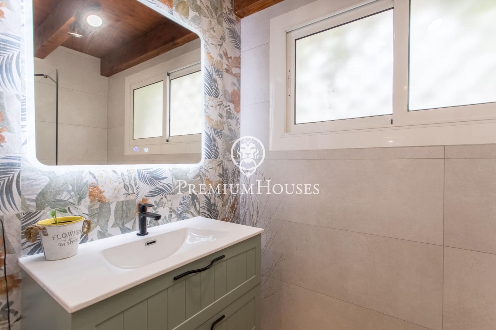 8 soverom Villa til salgs i Sant Andreu de Llavaneres med svømmebasseng garasje - € 2 475 000 (Ref: 9446330)