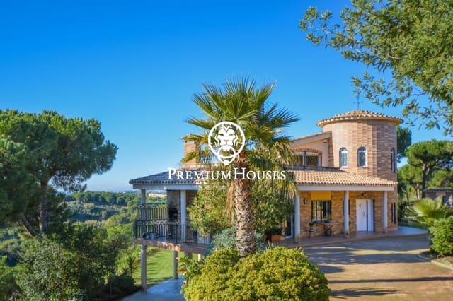 5 makuuhuone Maalaistalo myytävänä paikassa Sant Pol de Mar mukana uima-altaan - 1 300 000 € (Ref: 9465651)