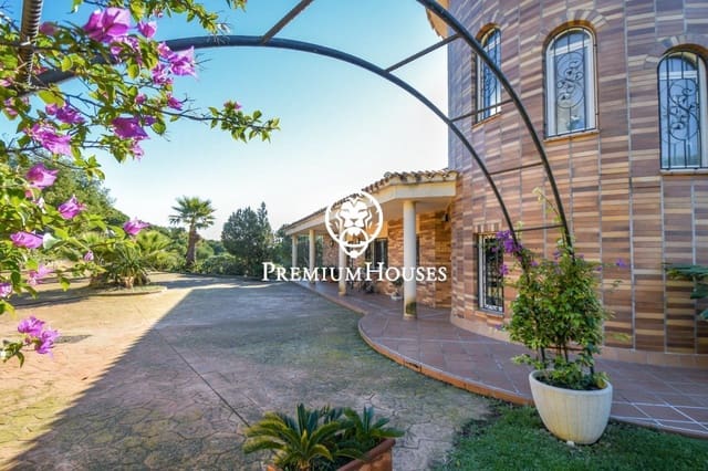 5 makuuhuone Maalaistalo myytävänä paikassa Sant Pol de Mar mukana uima-altaan - 1 300 000 € (Ref: 9465651)