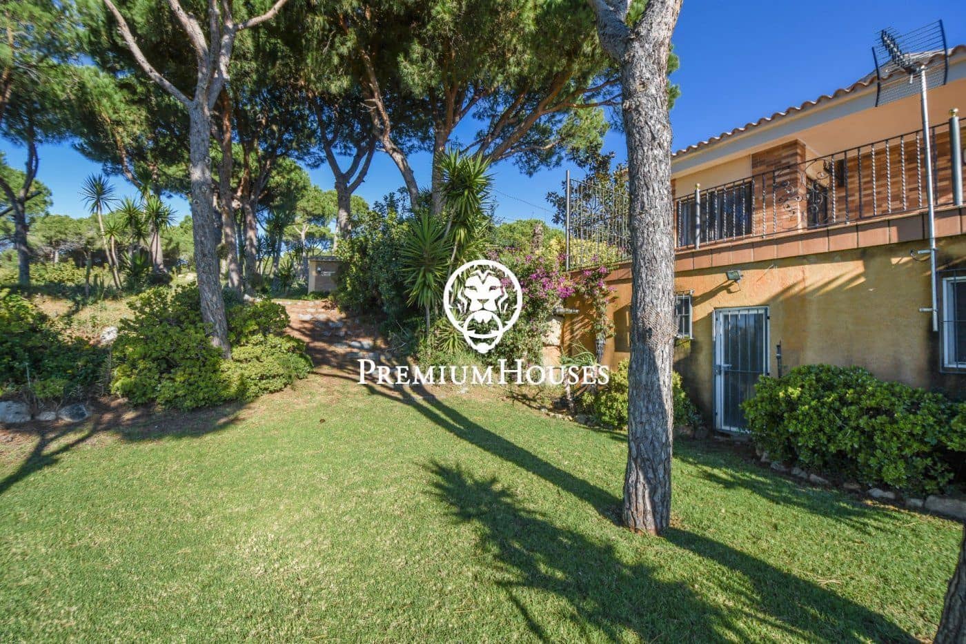 Finca/Casa Rural de 5 habitaciones en Sant Pol de Mar en venta con piscina - 1.300.000 € (Ref: 9465651)