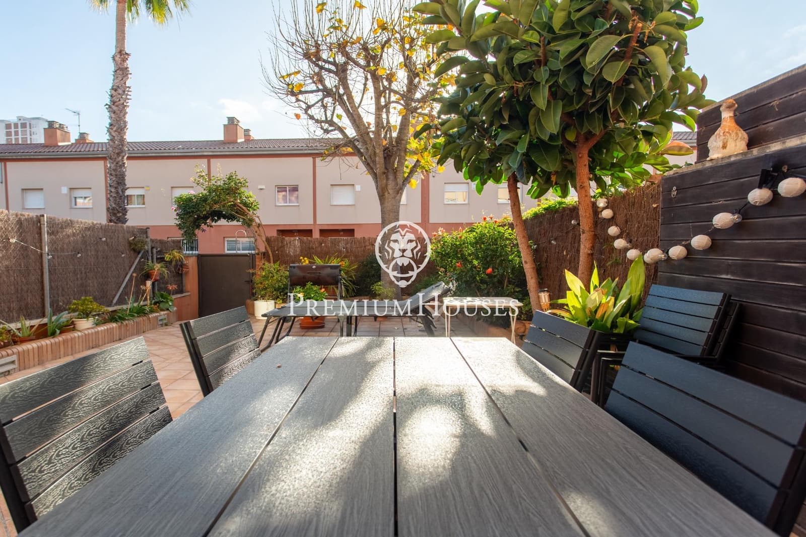 4 slaapkamer Rijtjeshuis te koop in Calella - € 499.000 (Ref: 9474189)