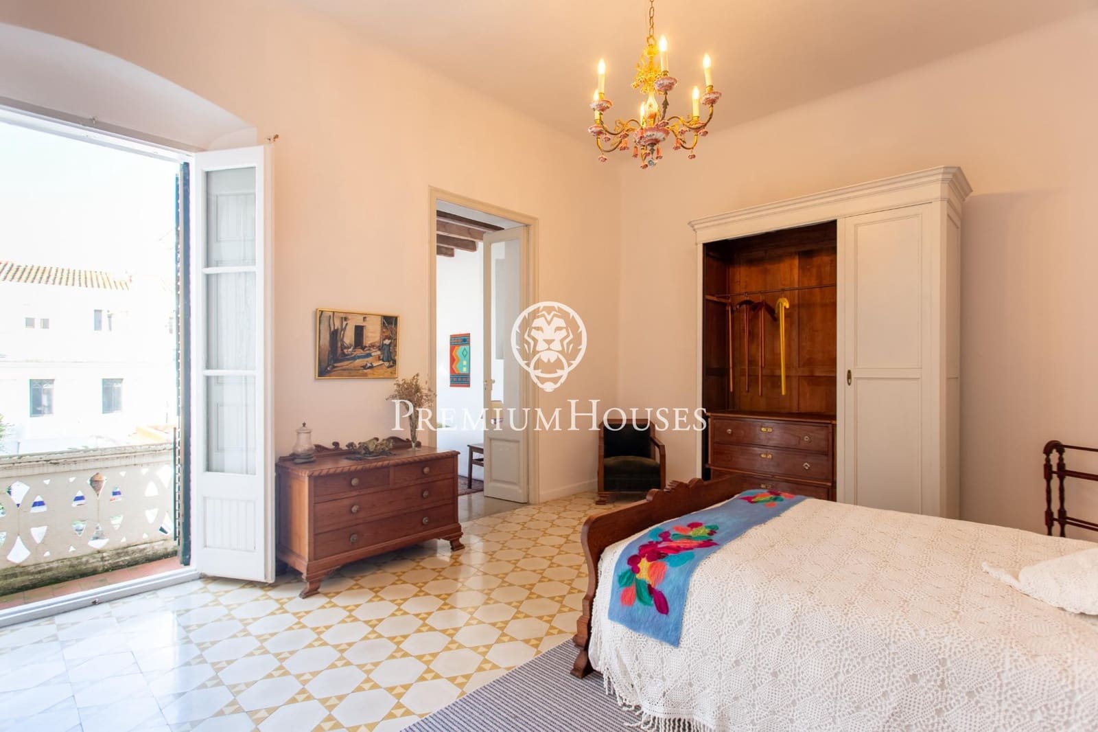 Casa de 4 habitaciones en Vilassar de Mar en alquiler - 3.500 € (Ref: 9474913)