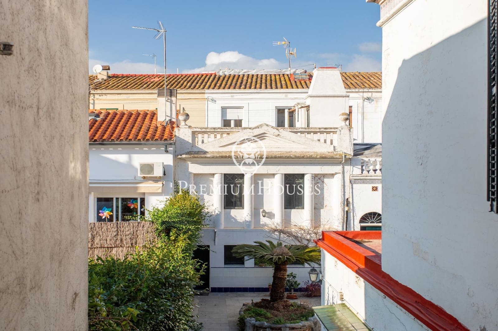 Casa de 4 habitaciones en Vilassar de Mar en alquiler - 3.500 € (Ref: 9474913)