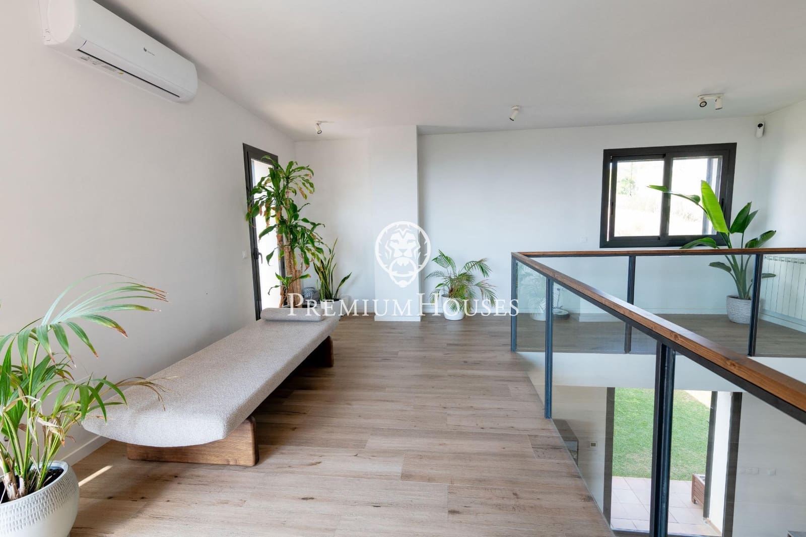 4 bedroom Villa for sale in Mataro with pool garage - € 850,000 (Ref: 9482036)