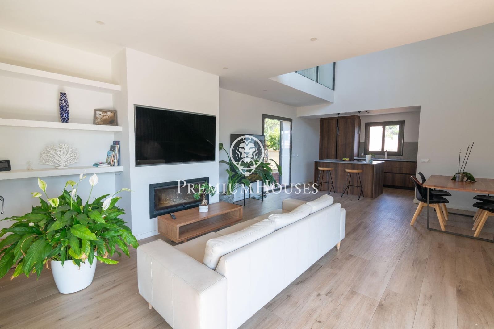 4 bedroom Villa for sale in Mataro with pool garage - € 850,000 (Ref: 9482036)