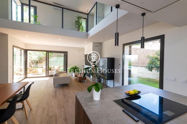 4 quarto Moradia para venda em Mataró com piscina garagem - 850 000 € (Ref: 9482036)