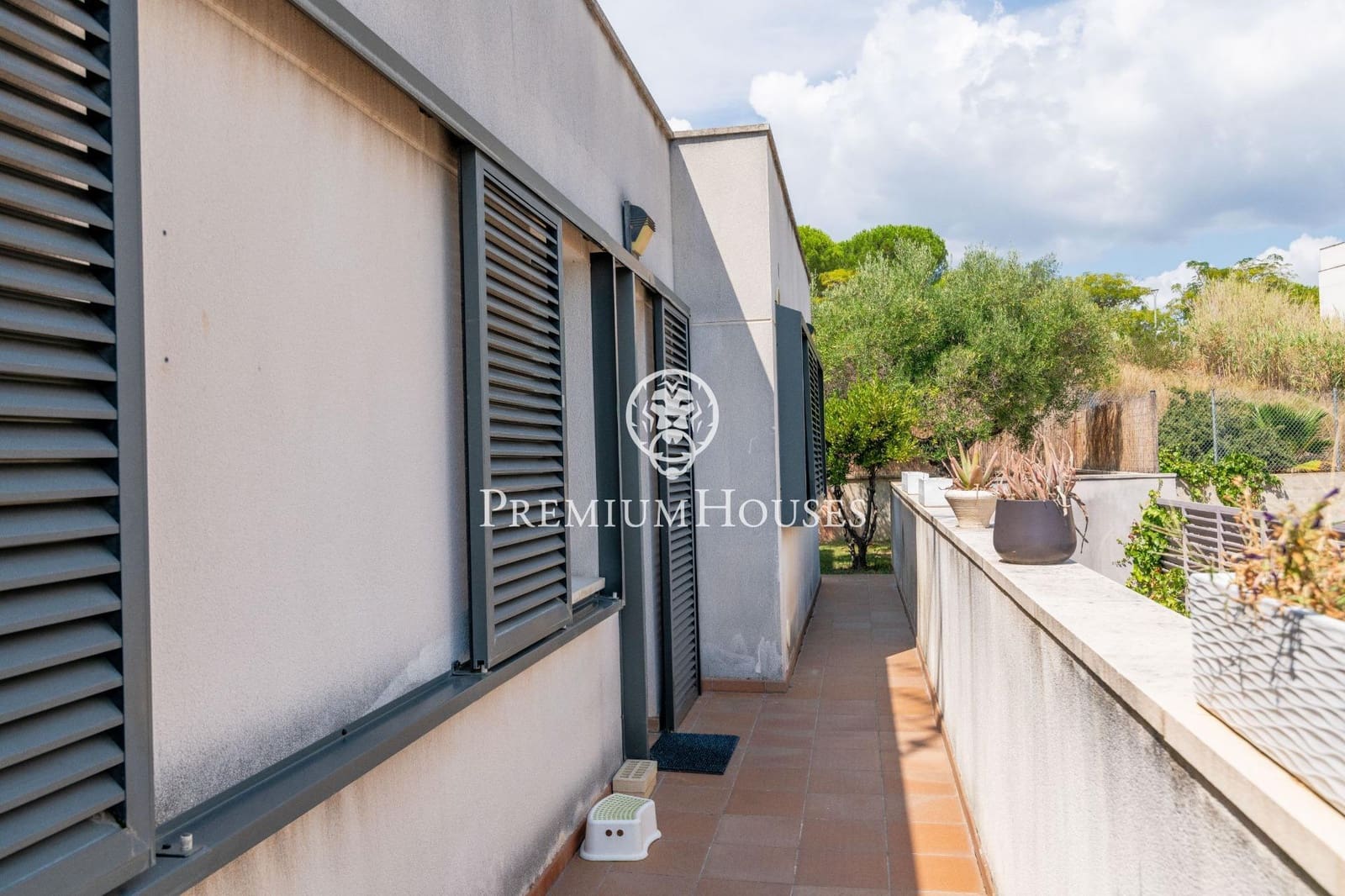 4 bedroom Villa for sale in Mataro with pool garage - € 850,000 (Ref: 9482036)