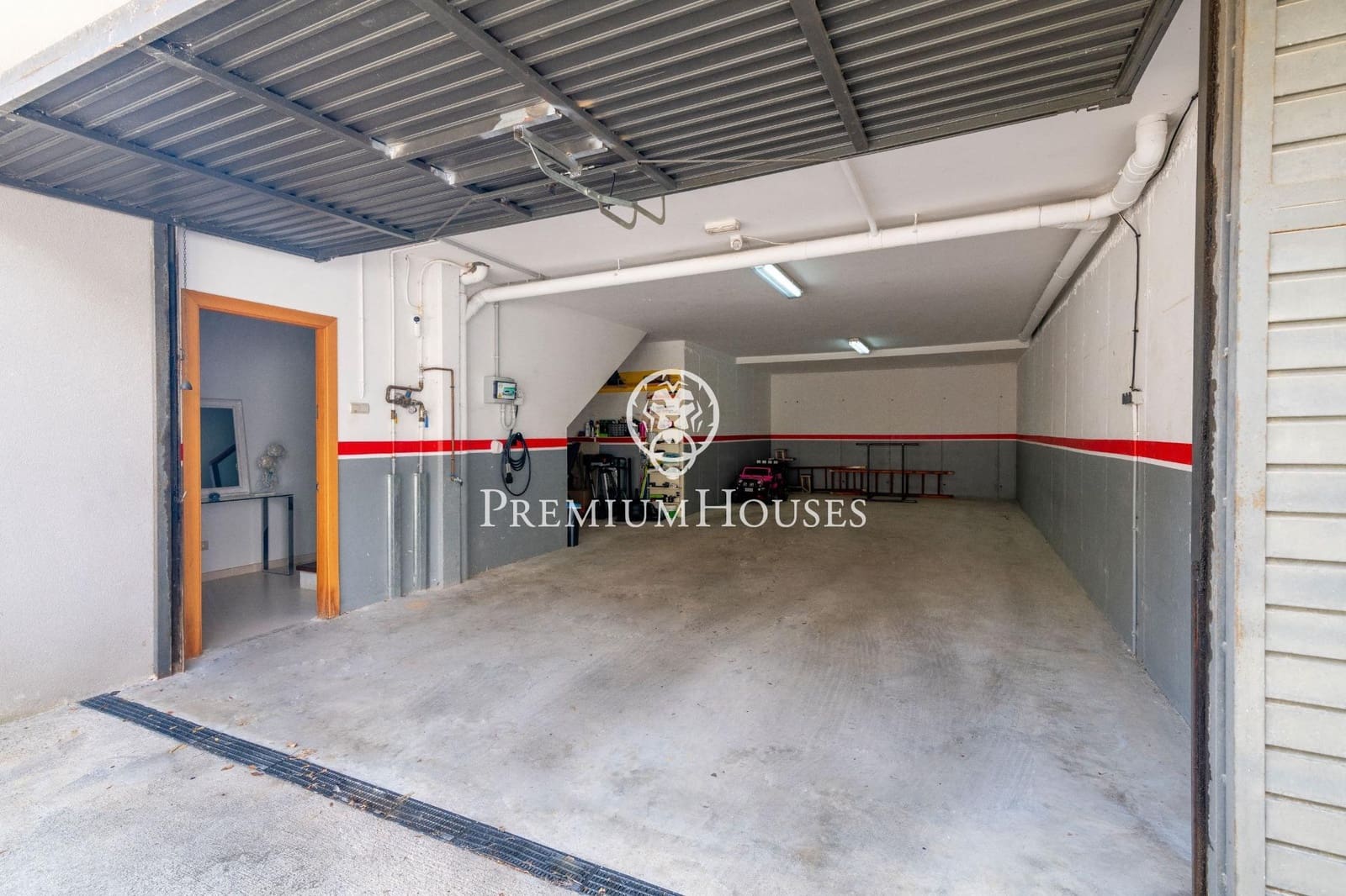 4 bedroom Villa for sale in Mataro with pool garage - € 850,000 (Ref: 9482036)