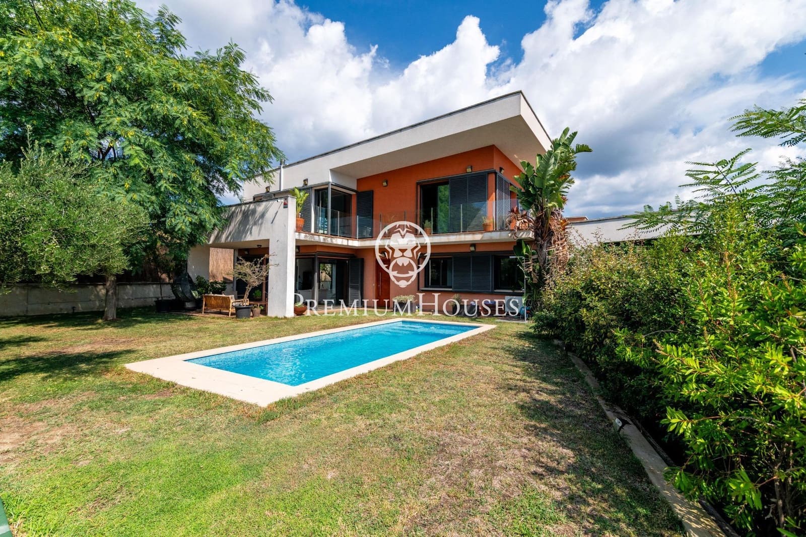 4 bedroom Villa for sale in Mataro with pool garage - € 850,000 (Ref: 9482036)