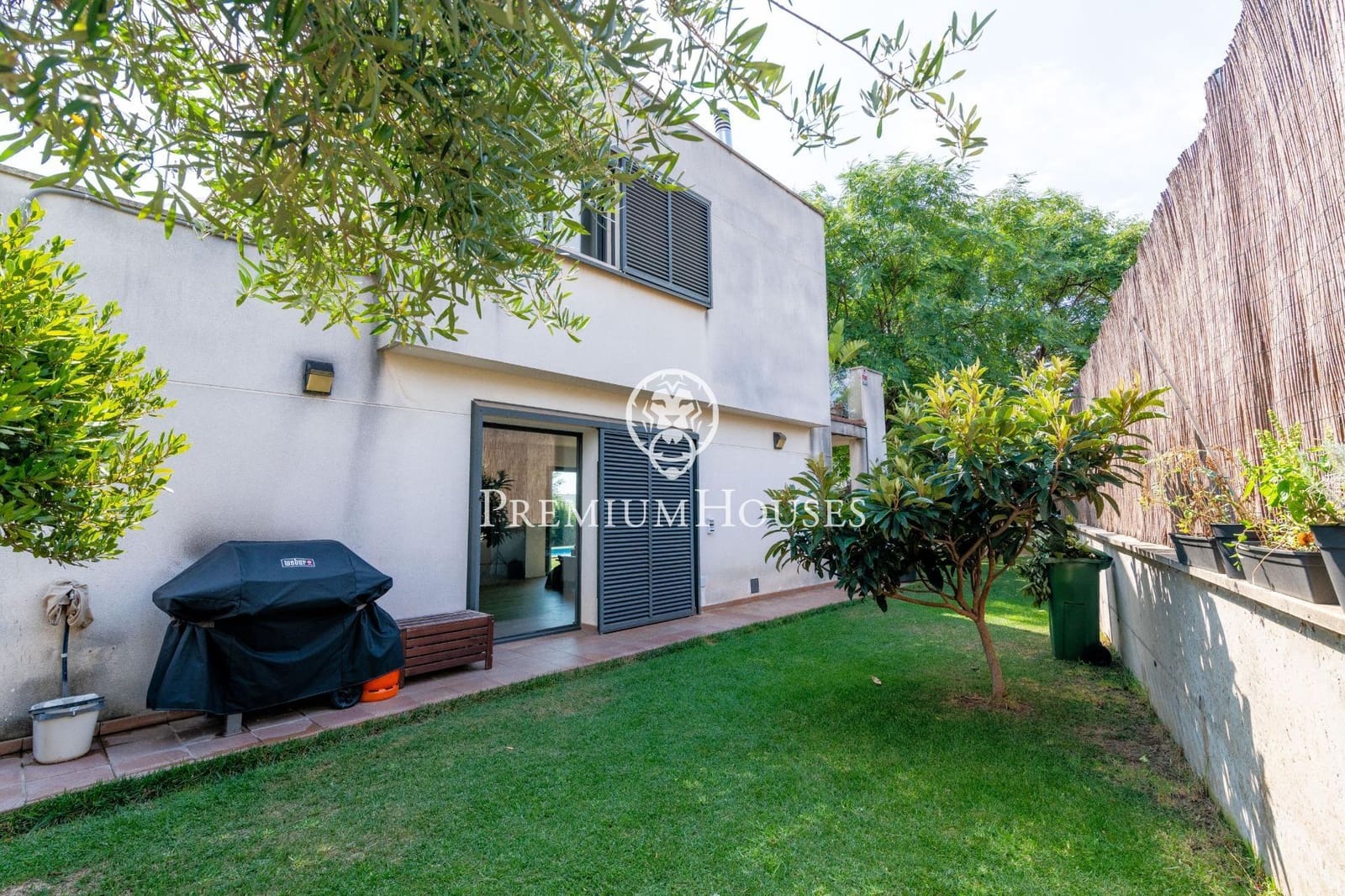 4 bedroom Villa for sale in Mataro with pool garage - € 850,000 (Ref: 9482036)