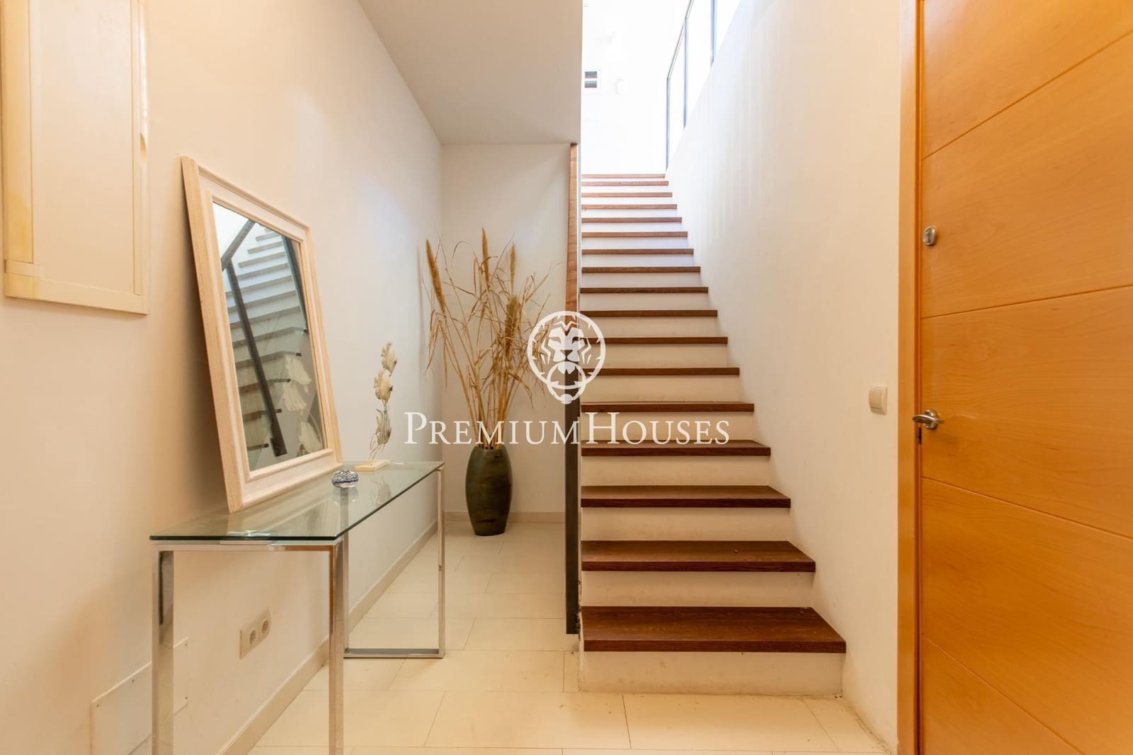 4 soveværelse Villa til salg i Mataro med swimmingpool garage - € 795.000 (Ref: 9482036)