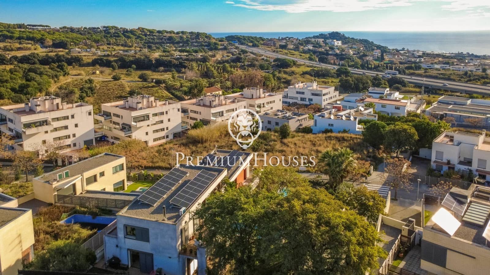 4 soveværelse Villa til salg i Mataro med swimmingpool garage - € 795.000 (Ref: 9482036)