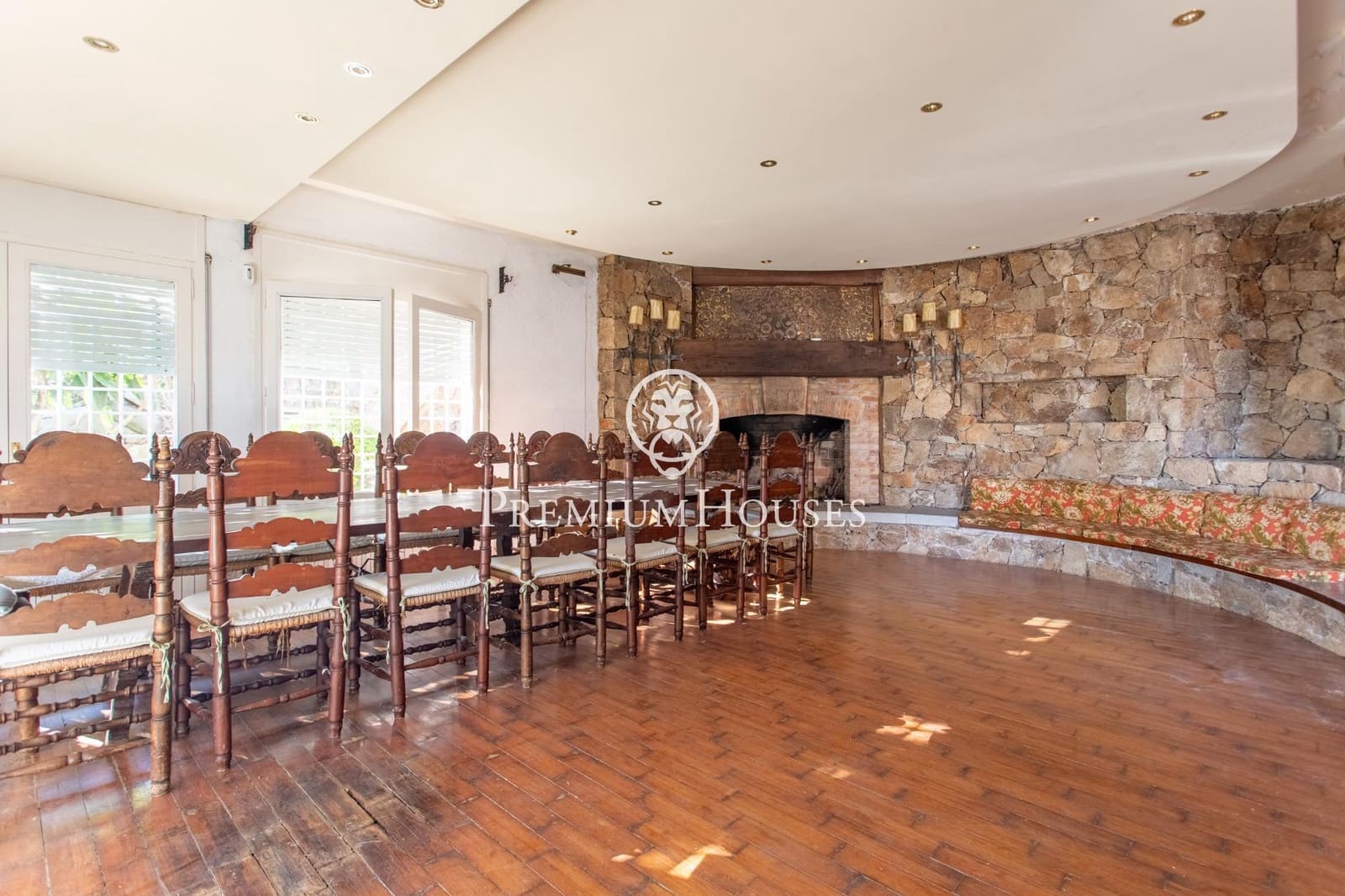 Finca/Casa Rural de 10 habitaciones en Cabrera de Mar en venta con piscina garaje - 1.750.000 € (Ref: 9485292)