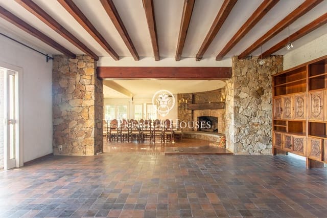 Finca/Casa Rural de 10 habitaciones en Cabrera de Mar en venta con piscina garaje - 1.750.000 € (Ref: 9485292)