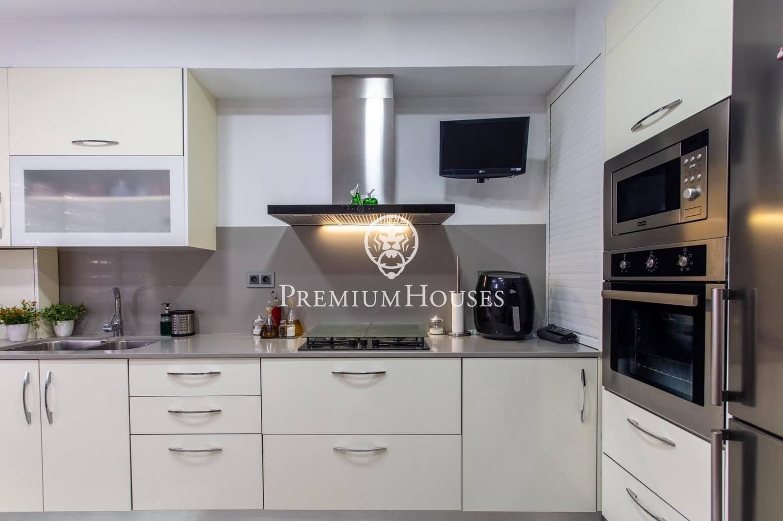 Adosado de 5 habitaciones en El Masnou en venta con garaje - 649.000 € (Ref: 9497179)