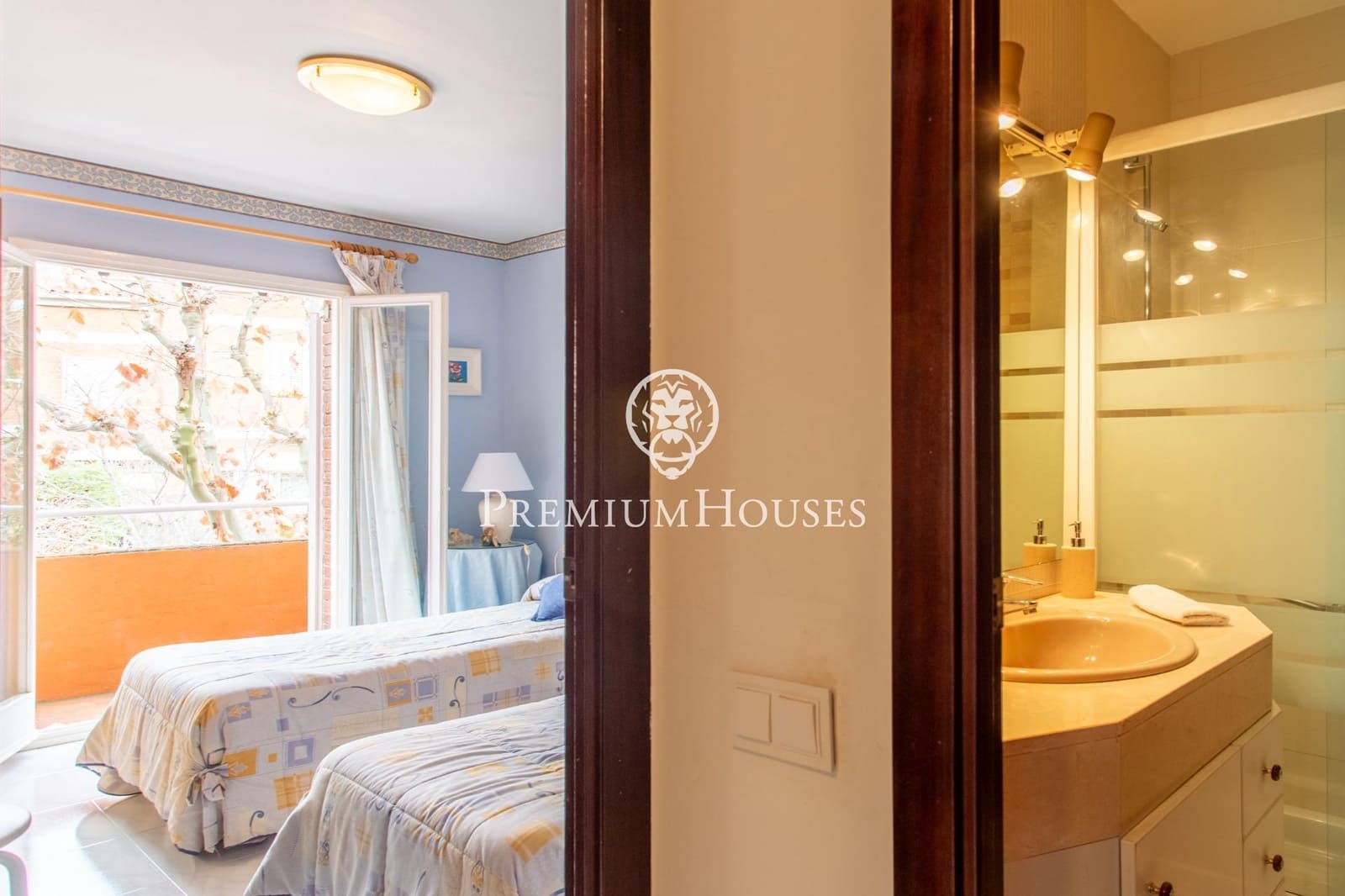 Adosado de 5 habitaciones en El Masnou en venta con garaje - 649.000 € (Ref: 9497179)