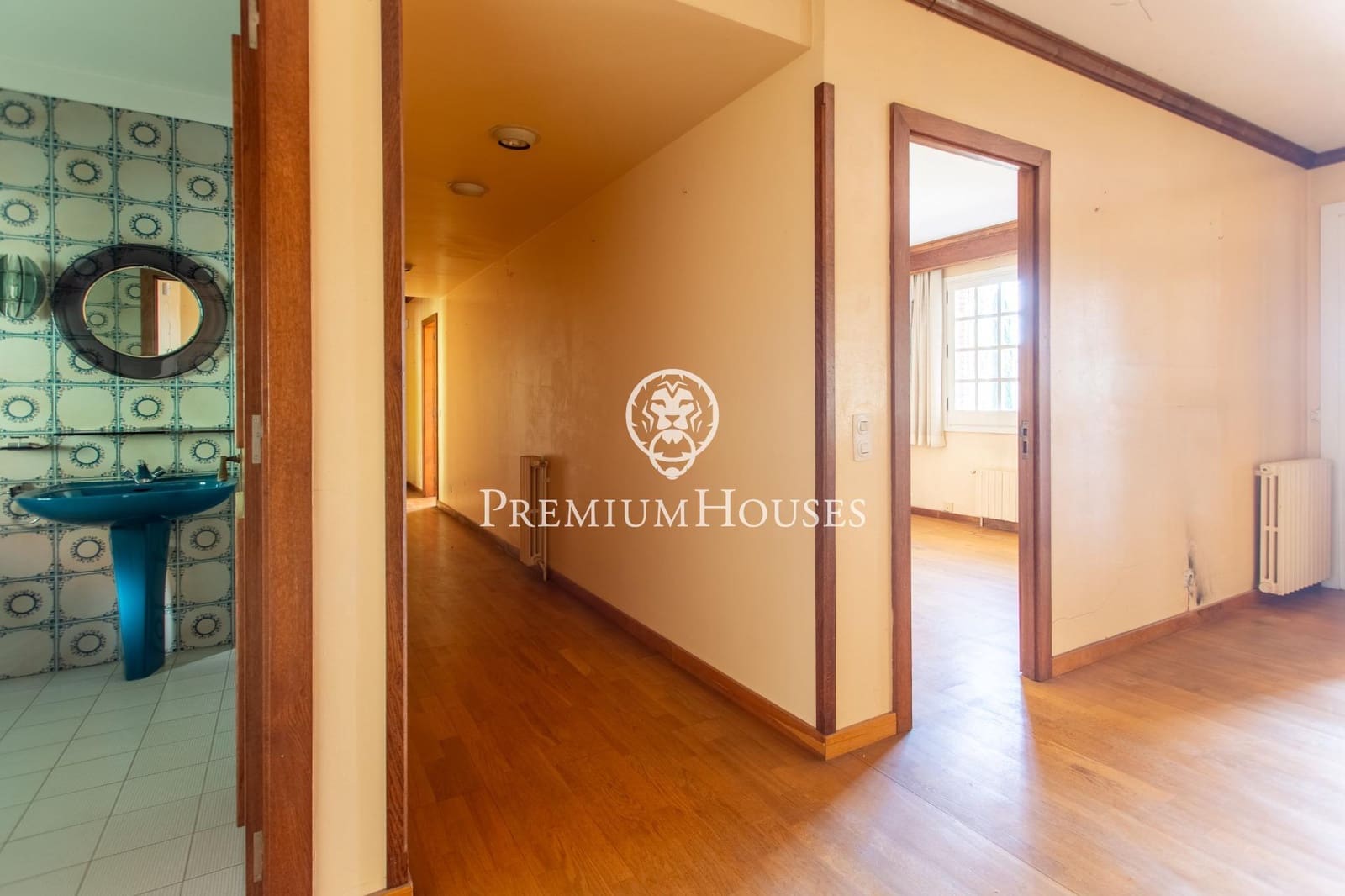 8 bedroom Finca/Country House for sale in Argentona with garage - € 1,250,000 (Ref: 9502671)