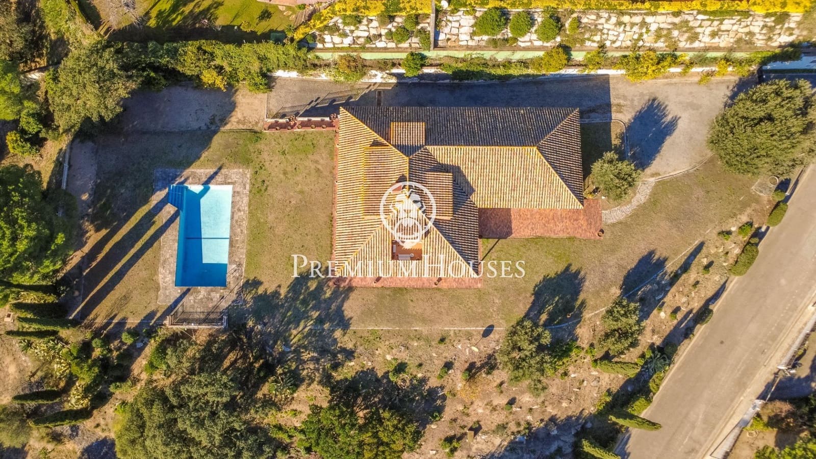 8 bedroom Finca/Country House for sale in Argentona with garage - € 1,250,000 (Ref: 9502671)