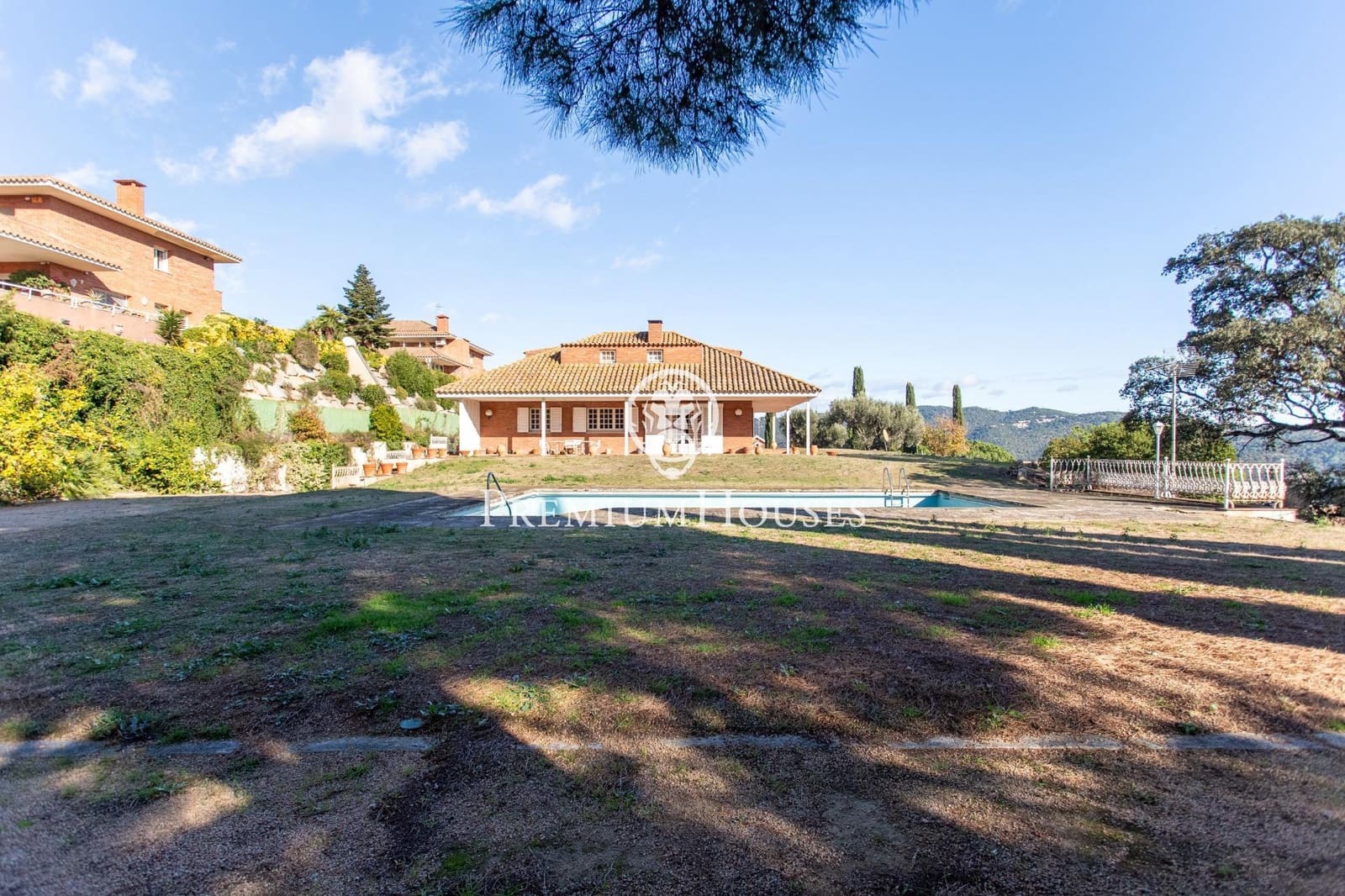 8 bedroom Finca/Country House for sale in Argentona with garage - € 1,250,000 (Ref: 9502671)