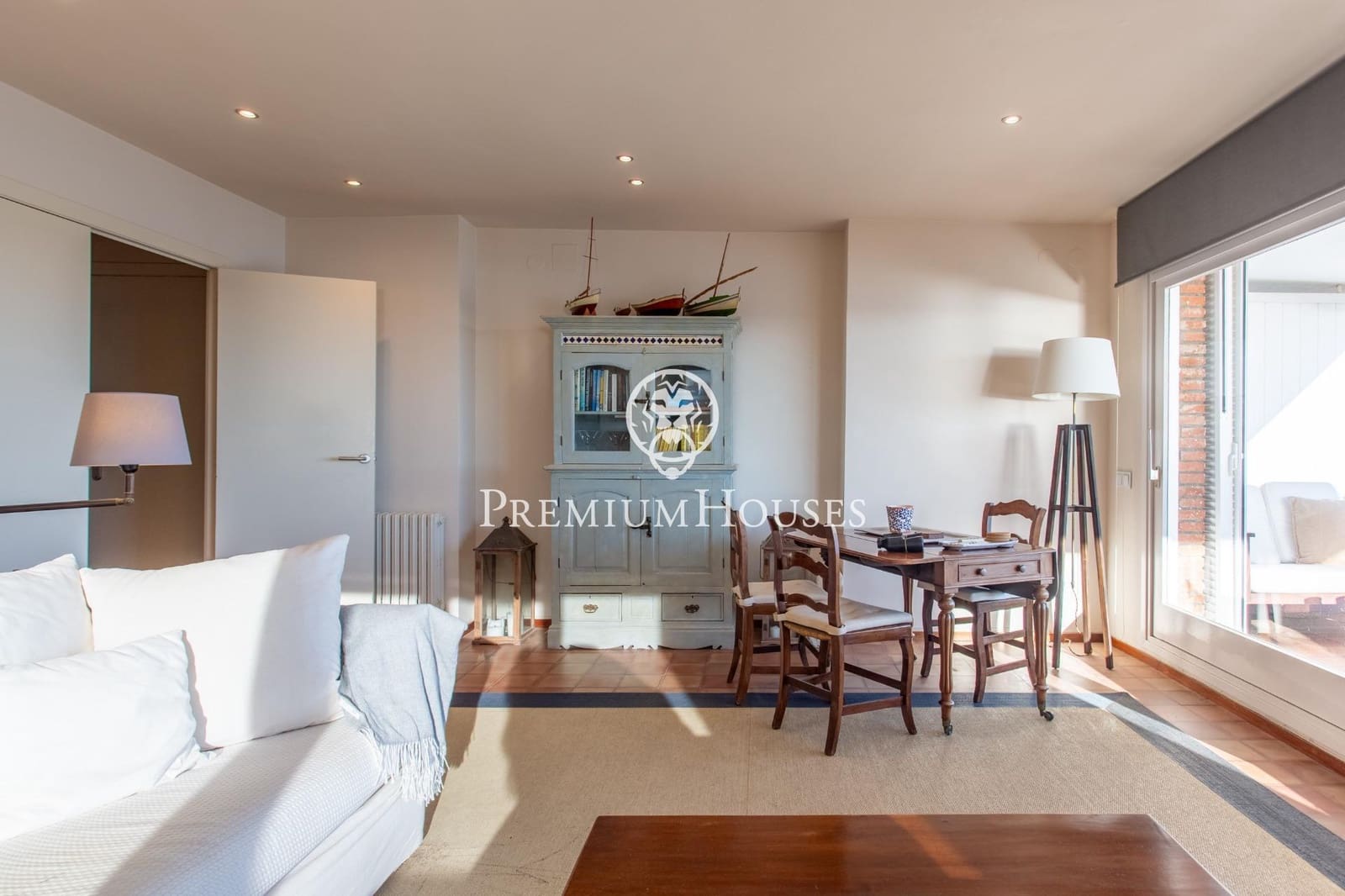 4 quarto Apartamento para venda em Sant Vicenc de Montalt com piscina garagem - 1 185 000 € (Ref: 9513397)