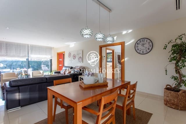 5 makuuhuone Huvila myytävänä paikassa Teià mukana uima-altaan - 1 250 000 € (Ref: 9513400)