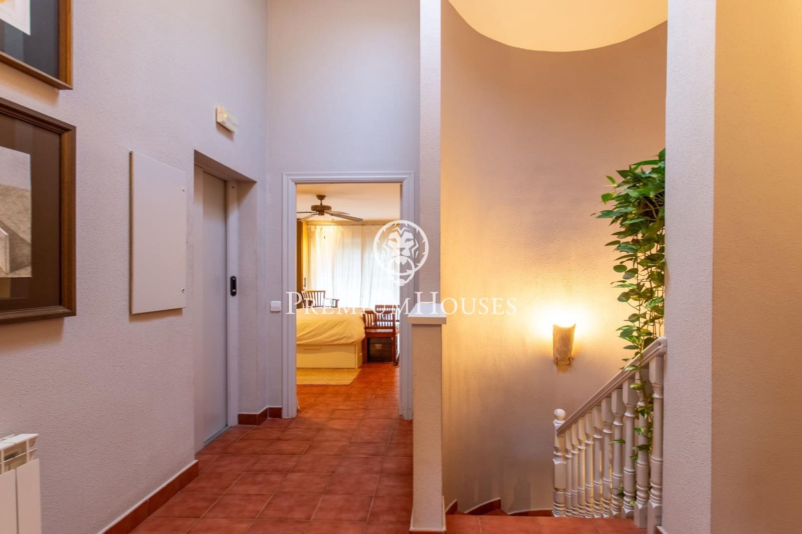 4 bedroom Townhouse for sale in Cabrera de Mar with garage - € 740,000 (Ref: 9513401)