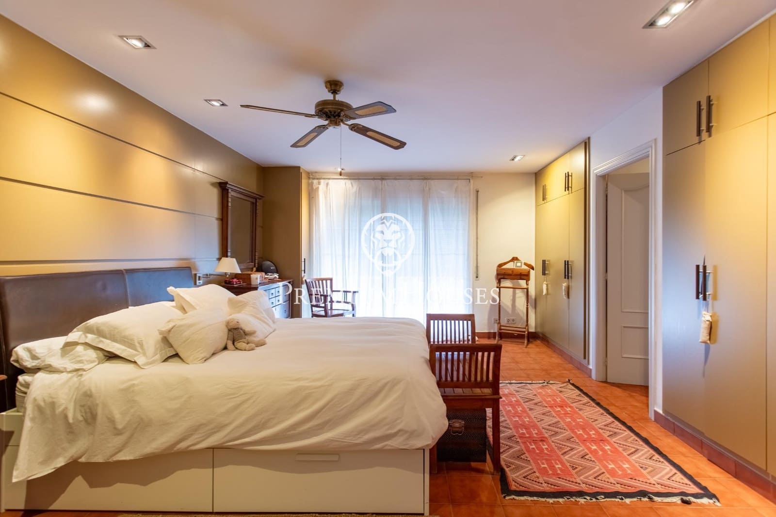 4 bedroom Townhouse for sale in Cabrera de Mar with garage - € 740,000 (Ref: 9513401)