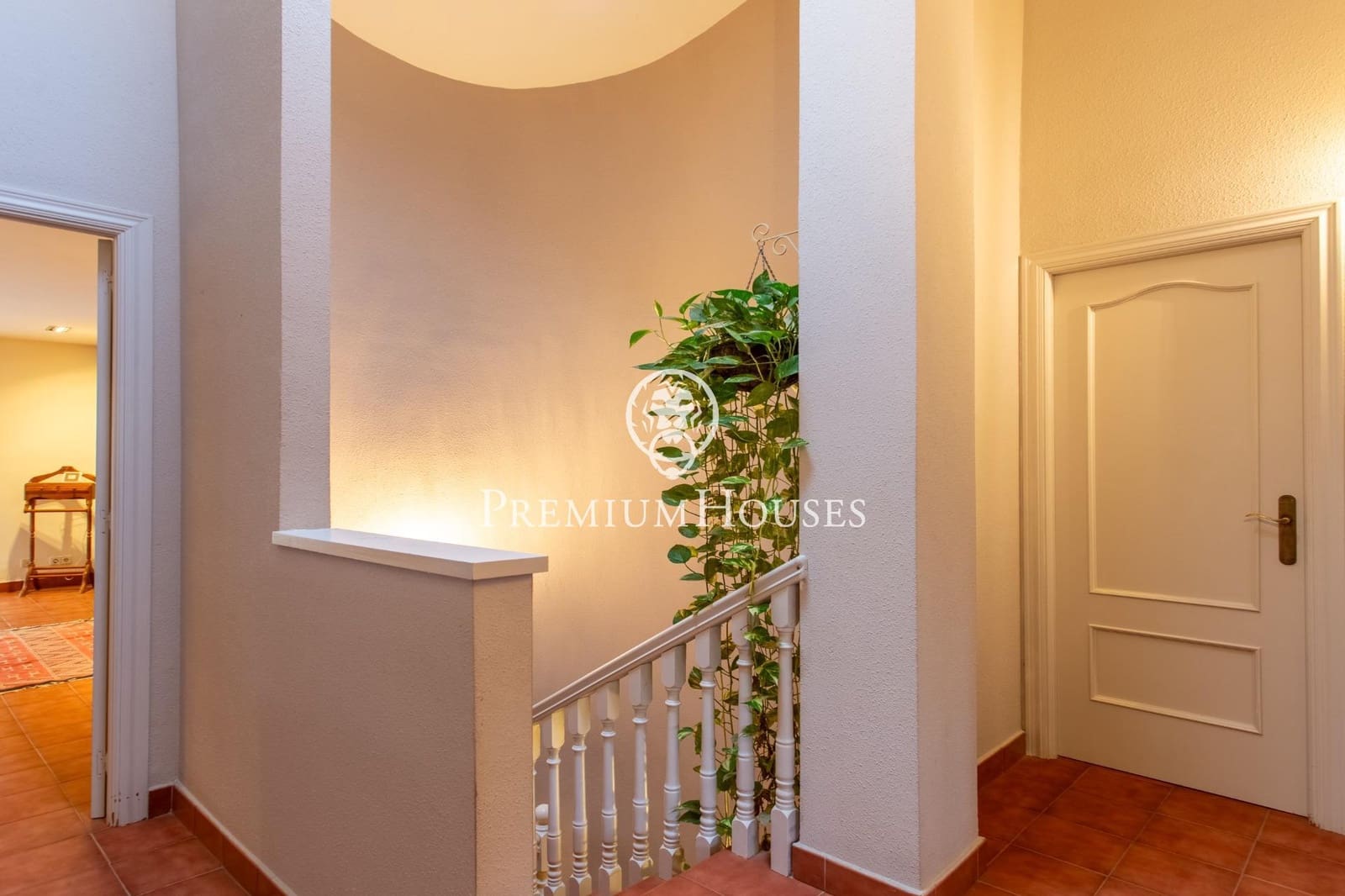 4 bedroom Townhouse for sale in Cabrera de Mar with garage - € 740,000 (Ref: 9513401)