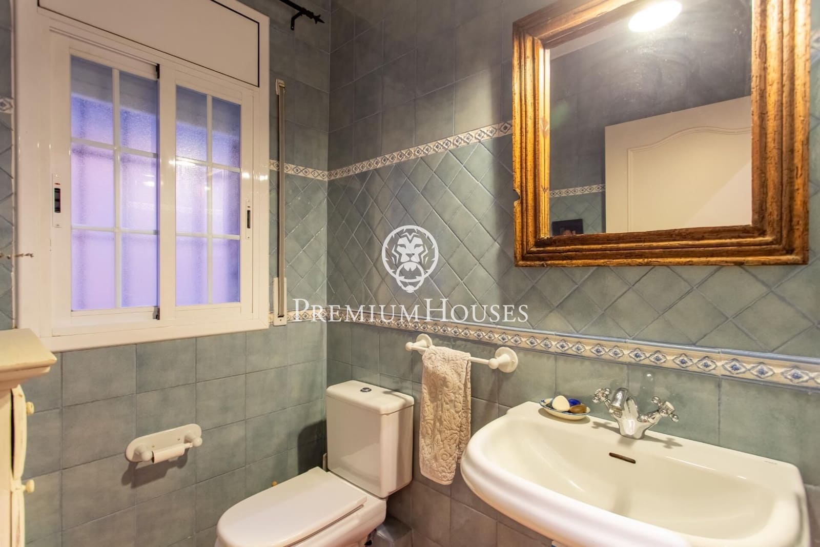 4 bedroom Townhouse for sale in Cabrera de Mar with garage - € 740,000 (Ref: 9513401)