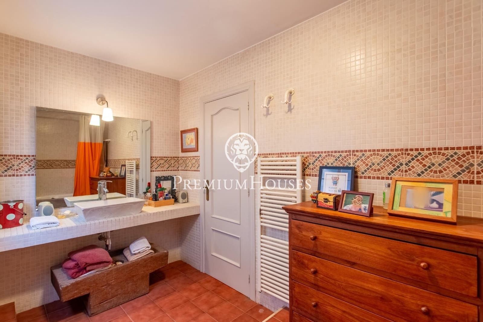 4 bedroom Townhouse for sale in Cabrera de Mar with garage - € 740,000 (Ref: 9513401)