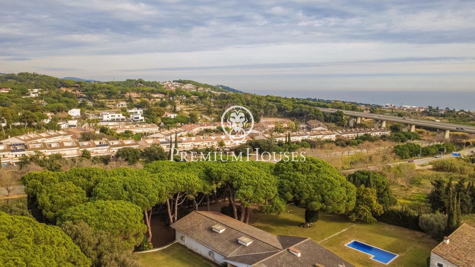 7 sypialnia Willa do wynajęcia w Sant Andreu de Llavaneres z basenem - 6 000 € (Ref: 9518989)