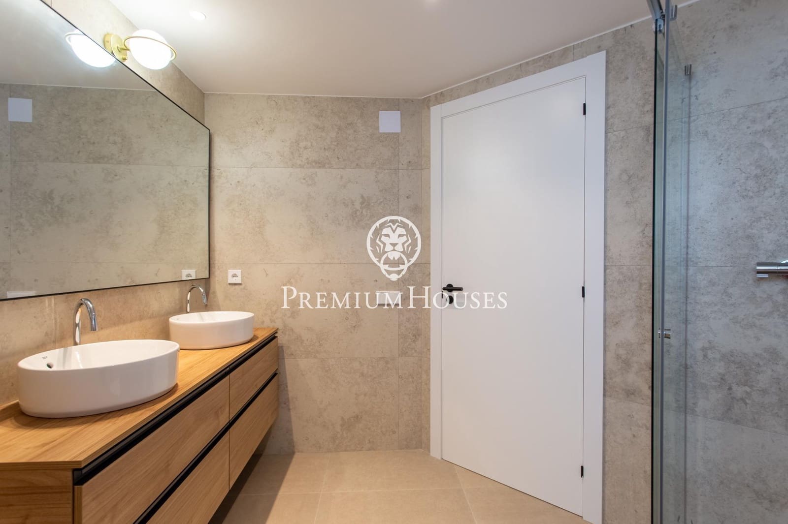 4 Zimmer Villa zu vermieten in Sant Andreu de Llavaneres mit Pool Garage - 5.800 € (Ref: 9518990)