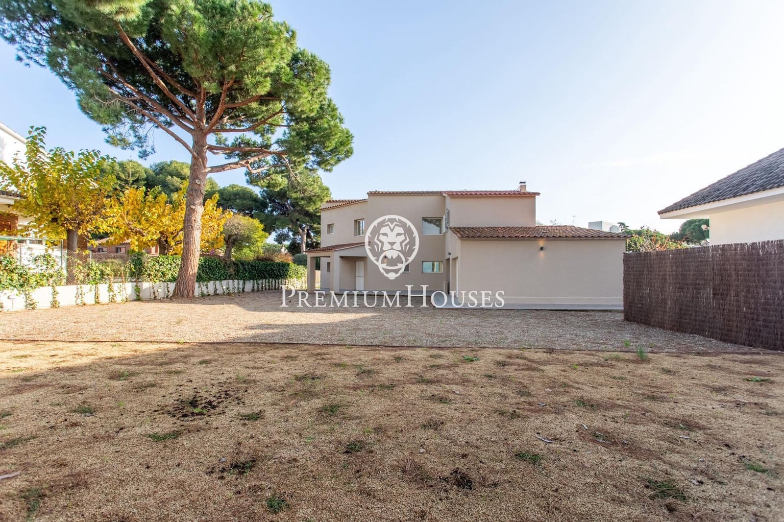 4 Zimmer Villa zu vermieten in Sant Andreu de Llavaneres mit Pool Garage - 5.800 € (Ref: 9518990)