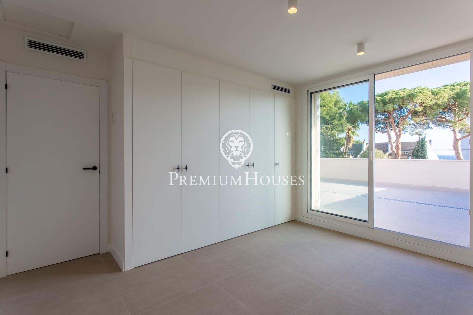 4 camera da letto Villa da affittare in Sant Andreu de Llavaneres con piscina garage - 5.800 € (Rif: 9518990)
