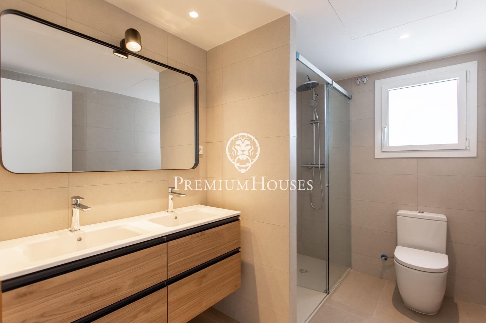 4 bedroom Villa for sale in Sant Andreu de Llavaneres with pool garage - € 1,450,000 (Ref: 9518991)