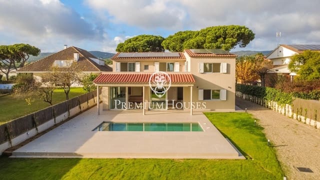 4 bedroom Villa for sale in Sant Andreu de Llavaneres with pool garage - € 1,450,000 (Ref: 9518991)