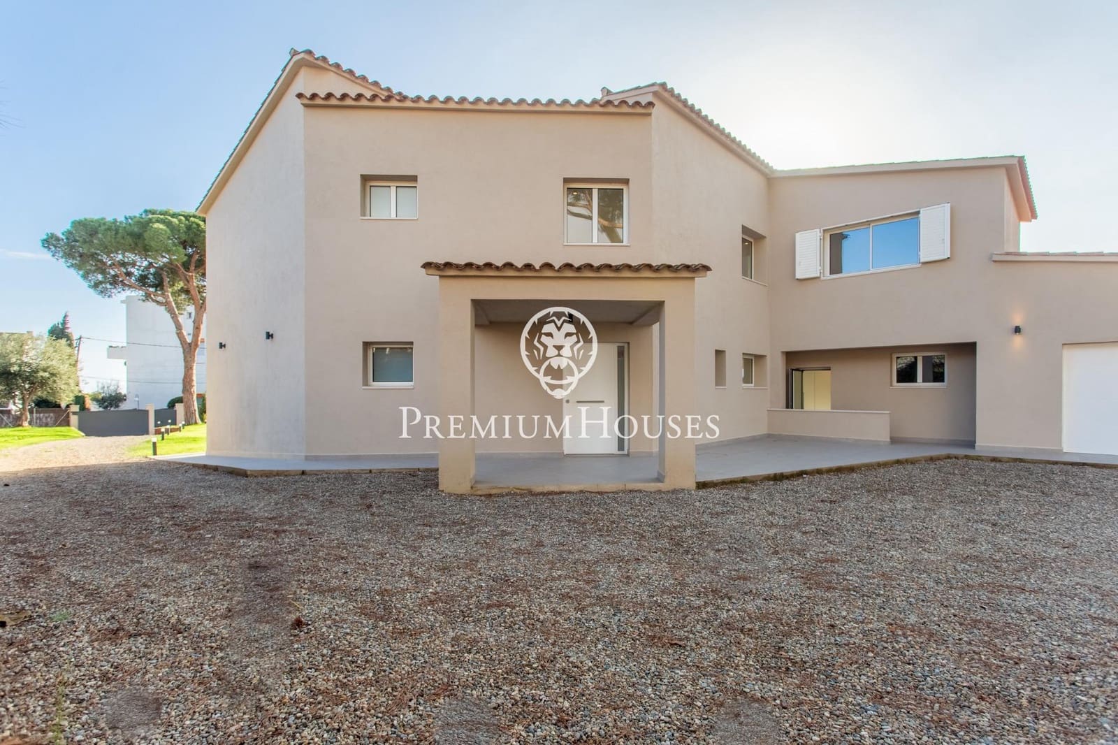 4 bedroom Villa for sale in Sant Andreu de Llavaneres with pool garage - € 1,450,000 (Ref: 9518991)