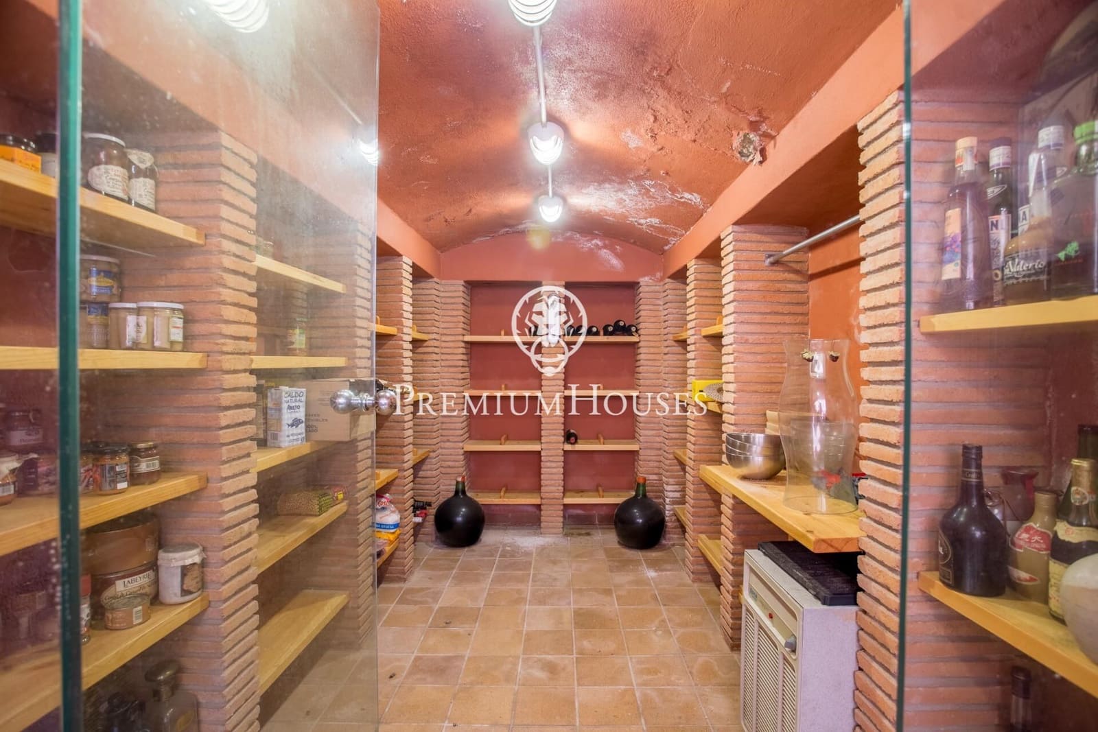 5 slaapkamer Huis te koop in Arenys de Mar met garage - € 1.150.000 (Ref: 9518992)