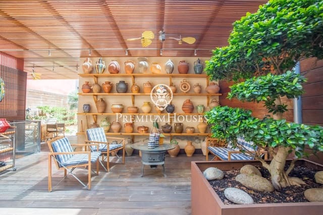 Casa de 5 habitaciones en Arenys de Mar en venta con garaje - 1.150.000 € (Ref: 9518992)