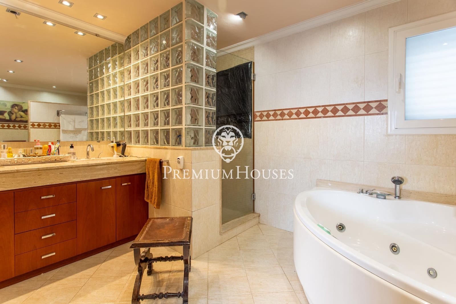 5 Zimmer Villa zu verkaufen in Alella mit Pool Garage - 2.200.000 € (Ref: 9524547)