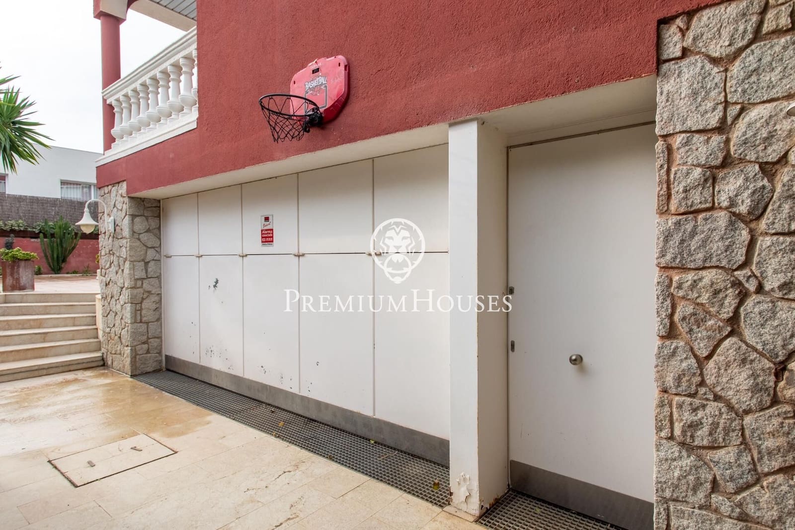 5 Zimmer Villa zu verkaufen in Alella mit Pool Garage - 2.200.000 € (Ref: 9524547)