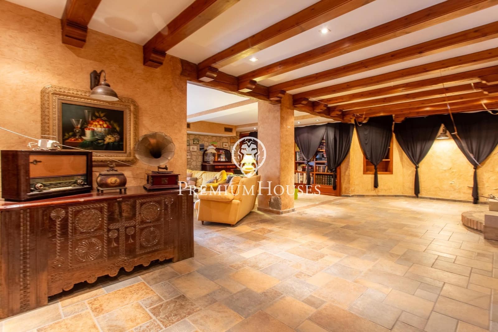 5 Zimmer Villa zu verkaufen in Alella mit Pool Garage - 2.200.000 € (Ref: 9524547)