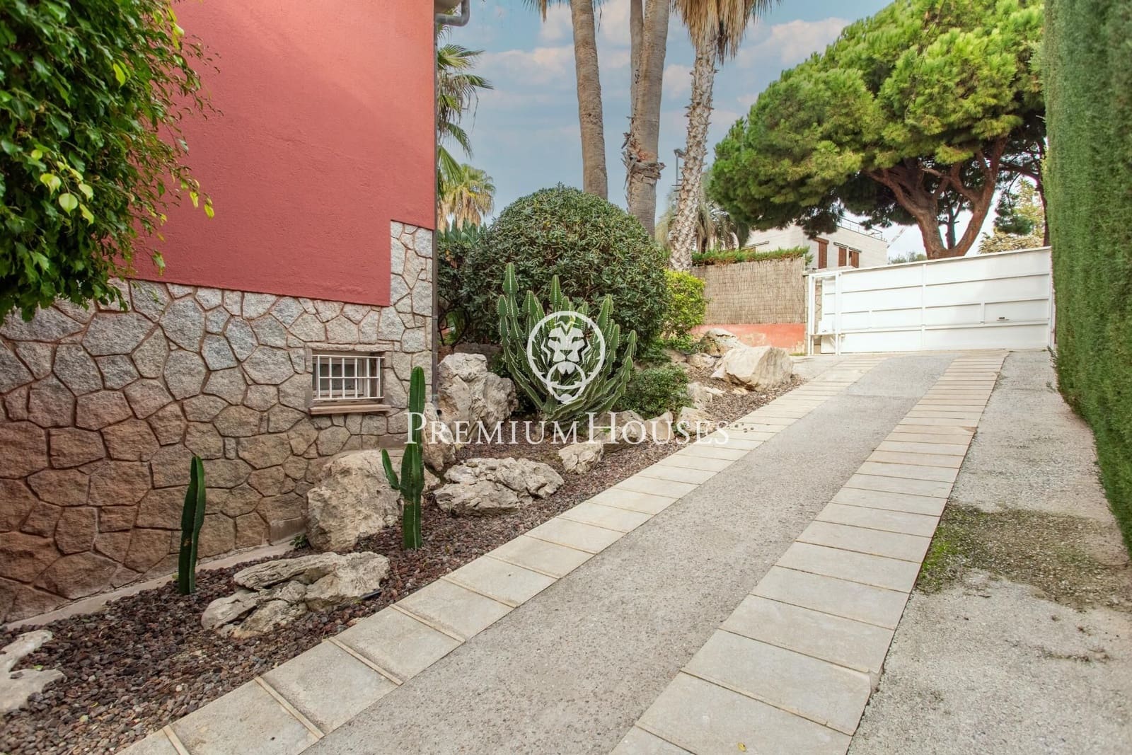 5 Zimmer Villa zu verkaufen in Alella mit Pool Garage - 2.200.000 € (Ref: 9524547)